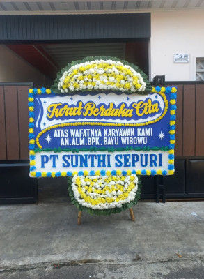 Papan Bunga Duka di Kroya